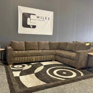 Thomasville Ellsford 2 Piece Fabric Sectional - Free Delivery