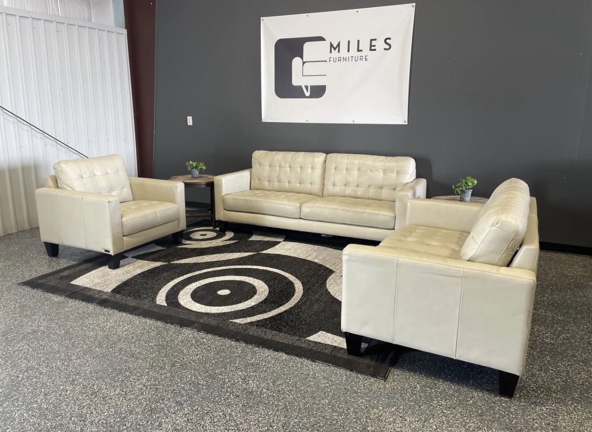 Carabella 3 Piece Leather Sofa Set - Free delivery