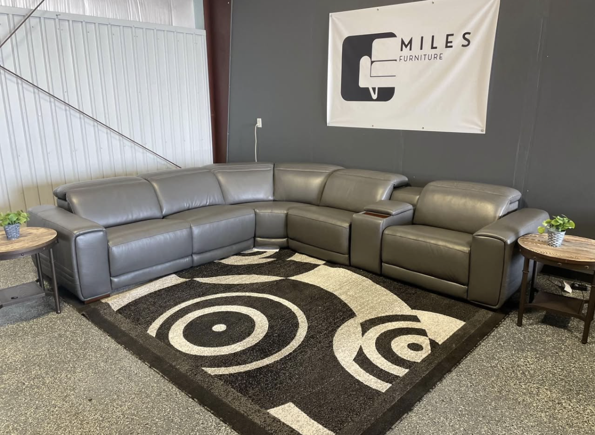 Karson Leather Power Reclining Sectional - Free Delivery 🚚